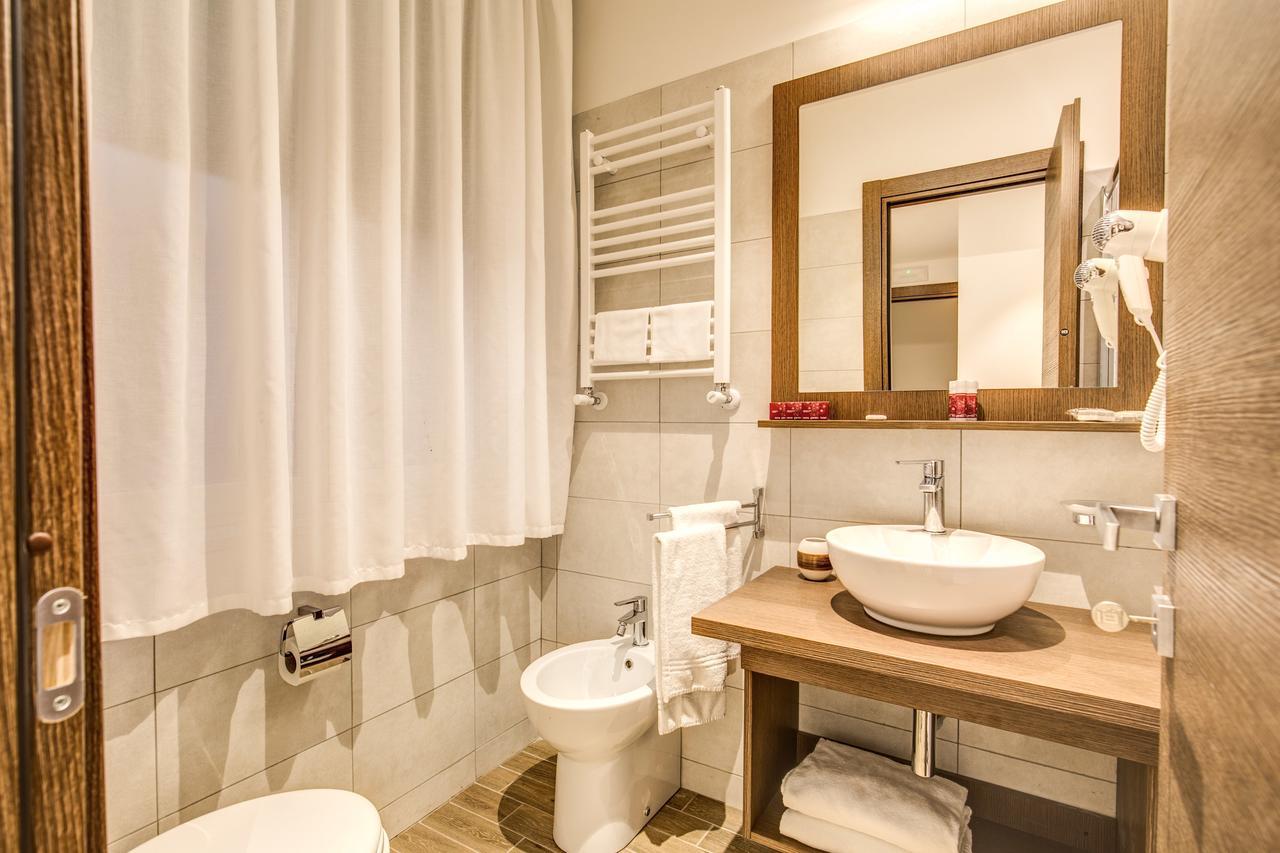 House Garden Hotell Roma Eksteriør bilde