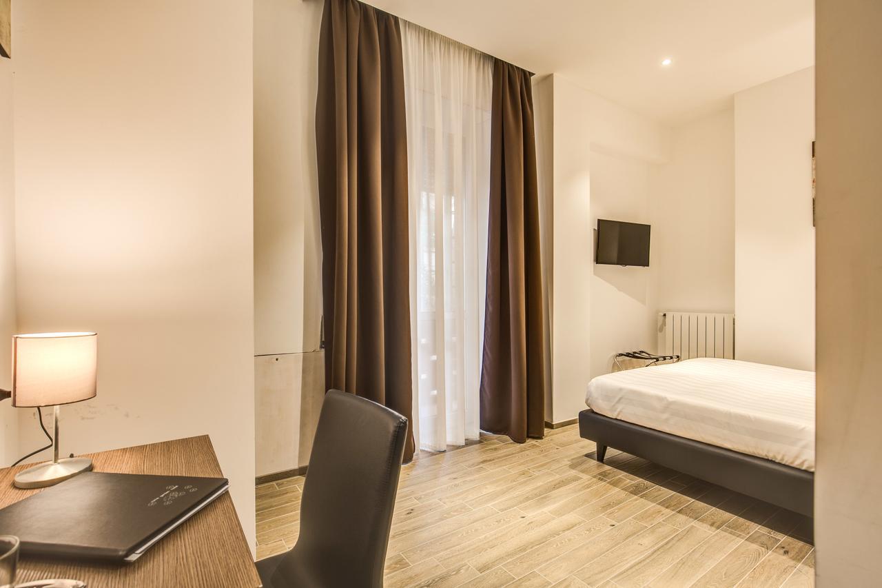 House Garden Hotell Roma Eksteriør bilde
